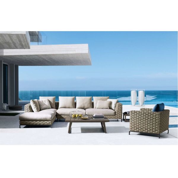 Ray sofa B&B Italia Outdoor | Mondini Designer Furniture Shop