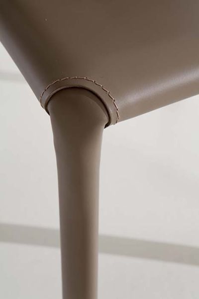 Lunette Ozzio Chair | Mondini Designer Furniture Shop