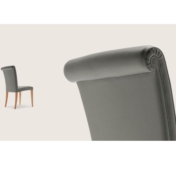 Poltrona Frau Vittoria low lounge chair | Mondini Designer
