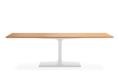 Sovet Palace table