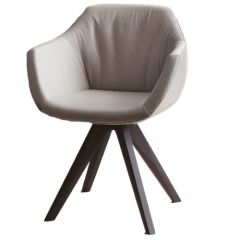 Delia Ozzio low lounge chair