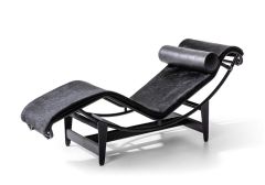 Cassina 4 Chaise Longue à Réglage Continu, Noire, Durable