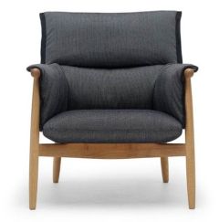 e015 Embrace Lounge armchair Carl Hansen & Son. 