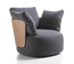 Calin Armchair Porada