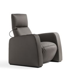 Poltrona Frau Pillow Cinema Armchair