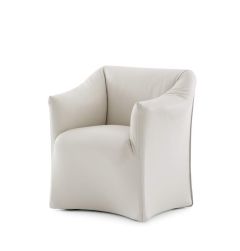 Cassina 684 Armchair