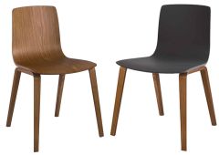 Aava chair with wooden legs Arper