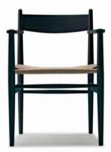 cH37 lacquered chair Carl Hansen & Son. 